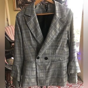 DESIGN LAB LORD & TAYLOR Houndstooth Blazer Tiered Sleeves